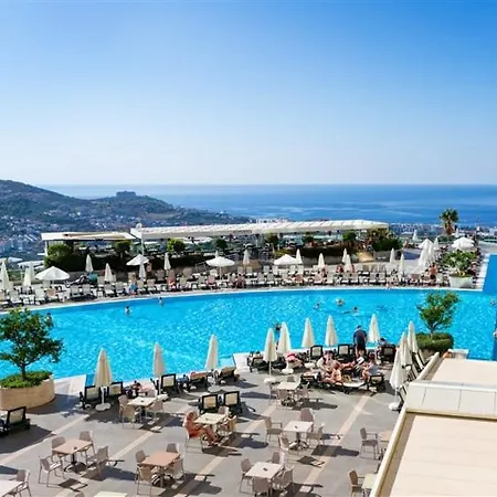 Goldcity Main Building 2 Bedrooms With Free Aquapark Αλάνια