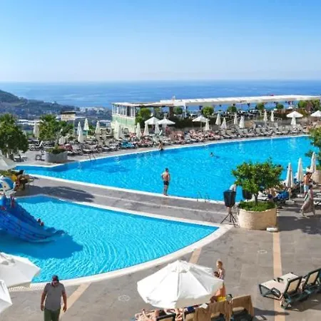 Goldcity Main Building 2 Bedrooms With Free Aquapark Αλάνια