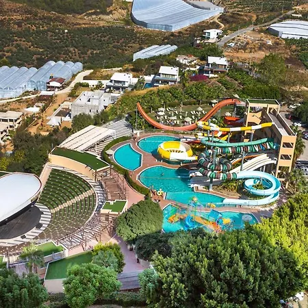 Apartment Goldcity Main Building 2 Bedrooms With Free Aquapark